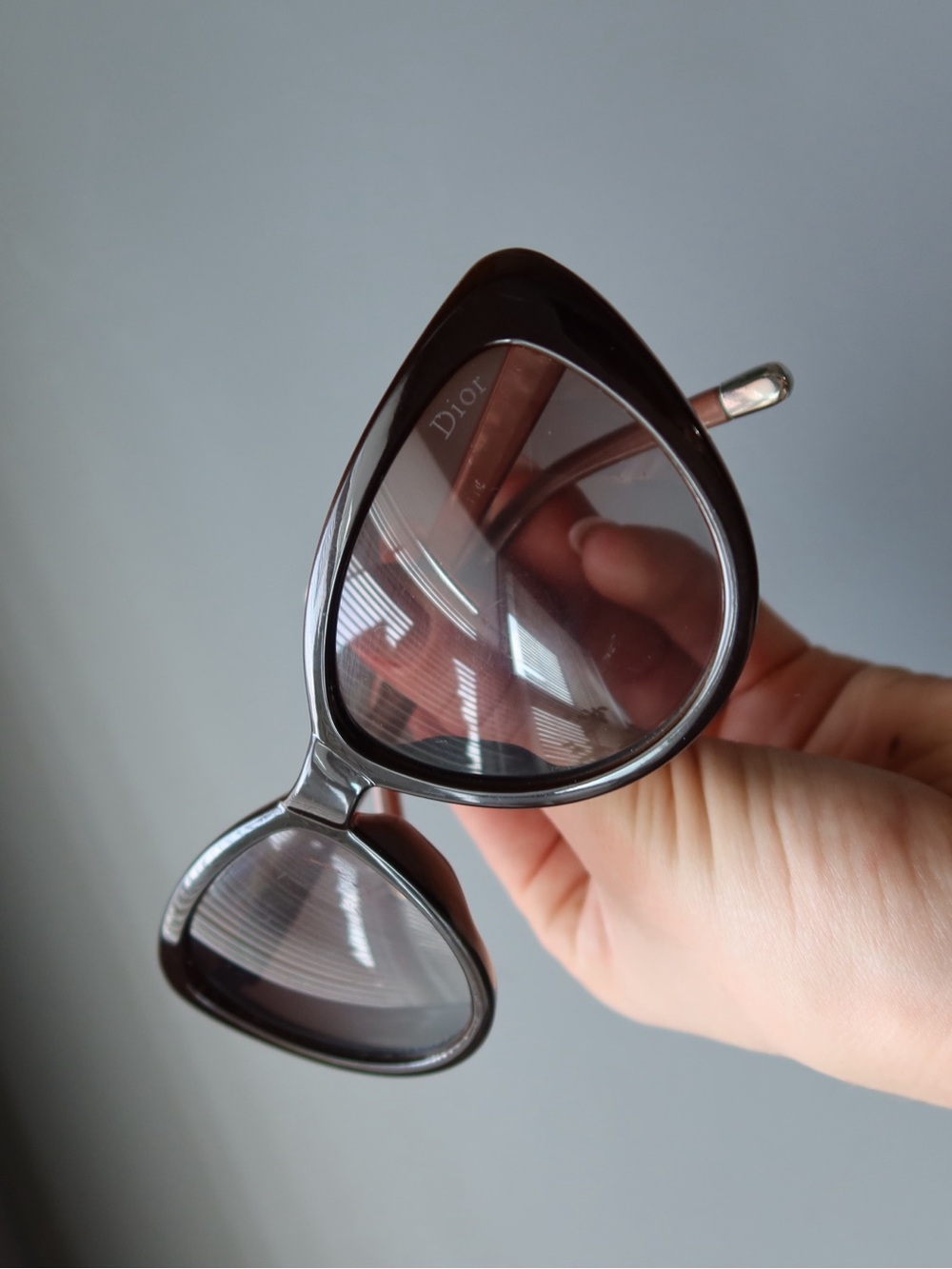 Brown Oversized Cat Eye Sunglasses with Textured Arms